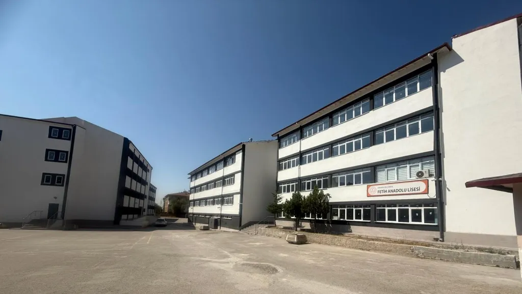 Fetih Anadolu Lisesi fotoğrafı