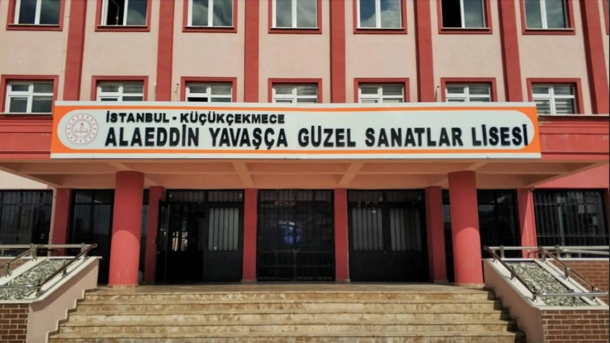Alaeddin Yavaşça Güzel Sanatlar Lisesi fotoğrafı