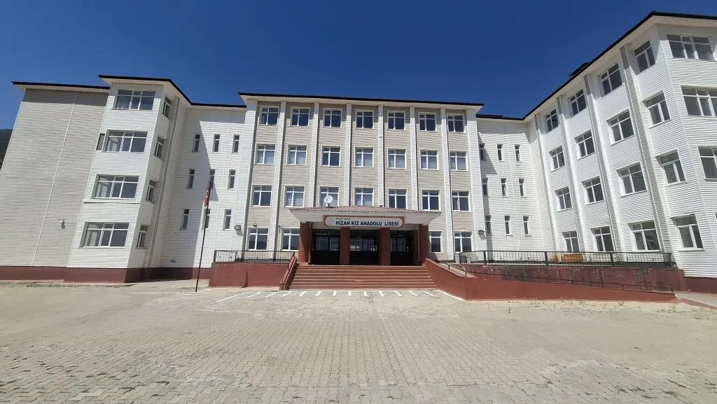 Hizan Kız Anadolu Lisesi fotoğrafı