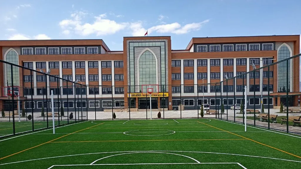 Uluslararası Tokat Anadolu İmam Hatip Lisesi