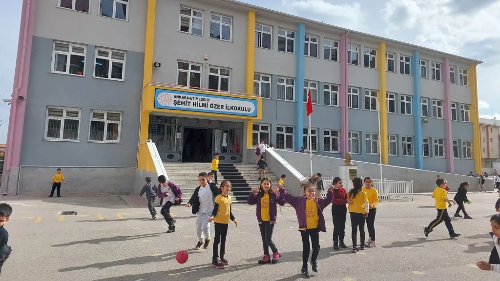 Şehit Hilmi Özer İlkokulu fotoğrafı