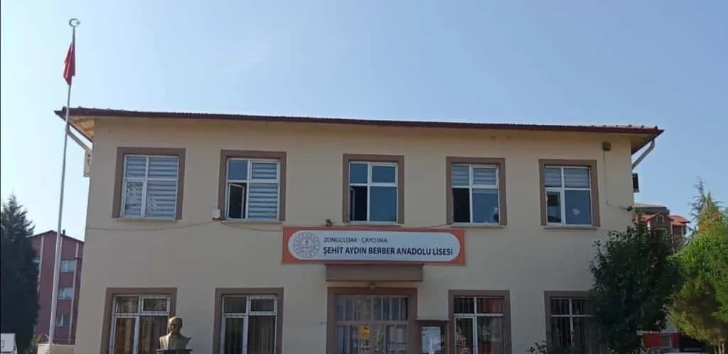 Şehit Aydın Berber Anadolu Lisesi fotoğrafı