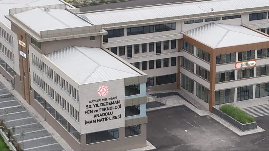 50. Yıl Dedeman Fen Ve Teknoloji Anadolu İmam Hatip Lisesi fotoğrafı