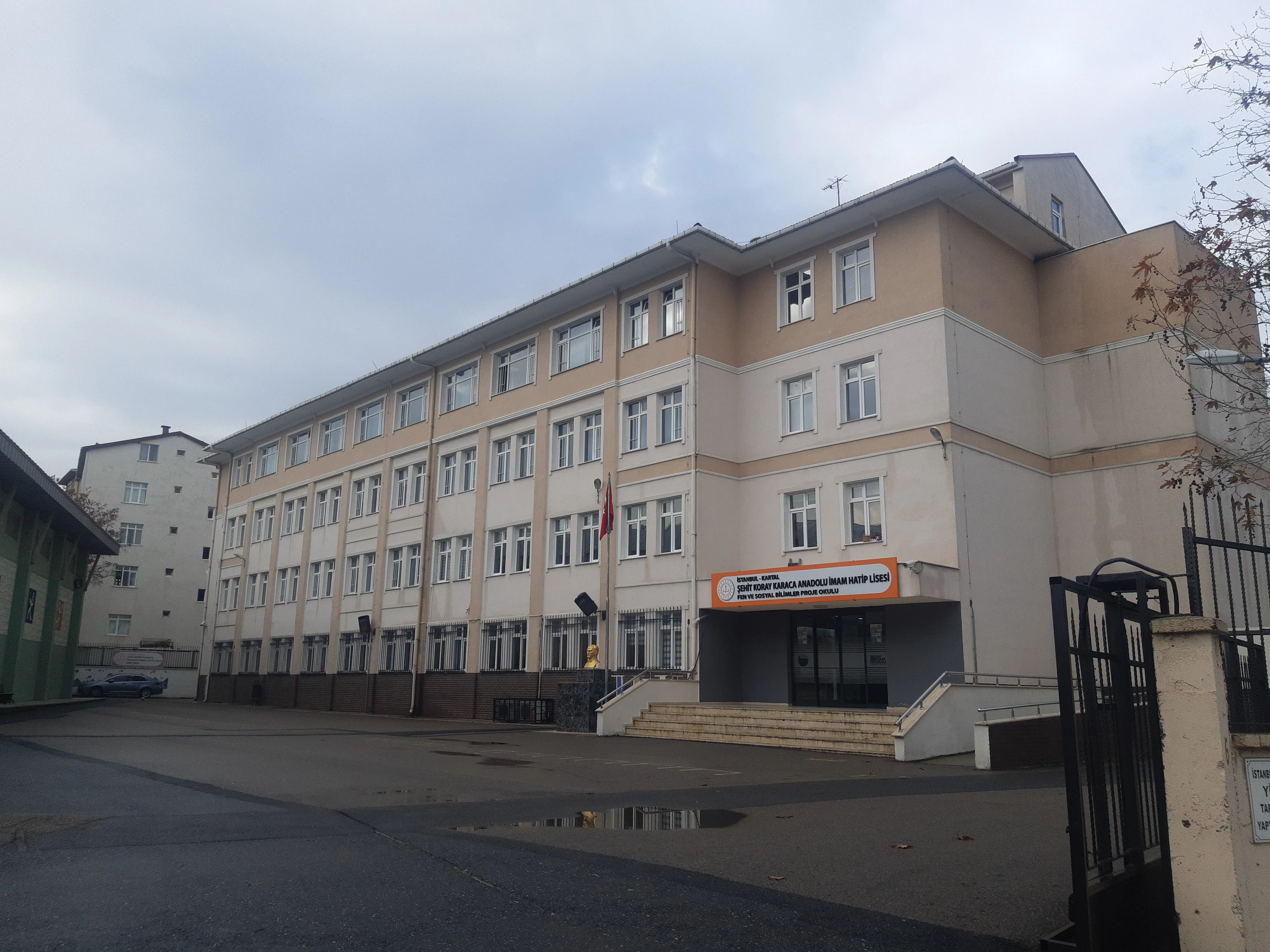 Şehit Koray Karaca Anadolu İmam Hatip Lisesi fotoğrafı