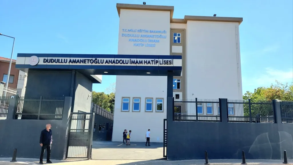 Dudullu Amanetoğlu Anadolu İmam Hatip Lisesi fotoğrafı