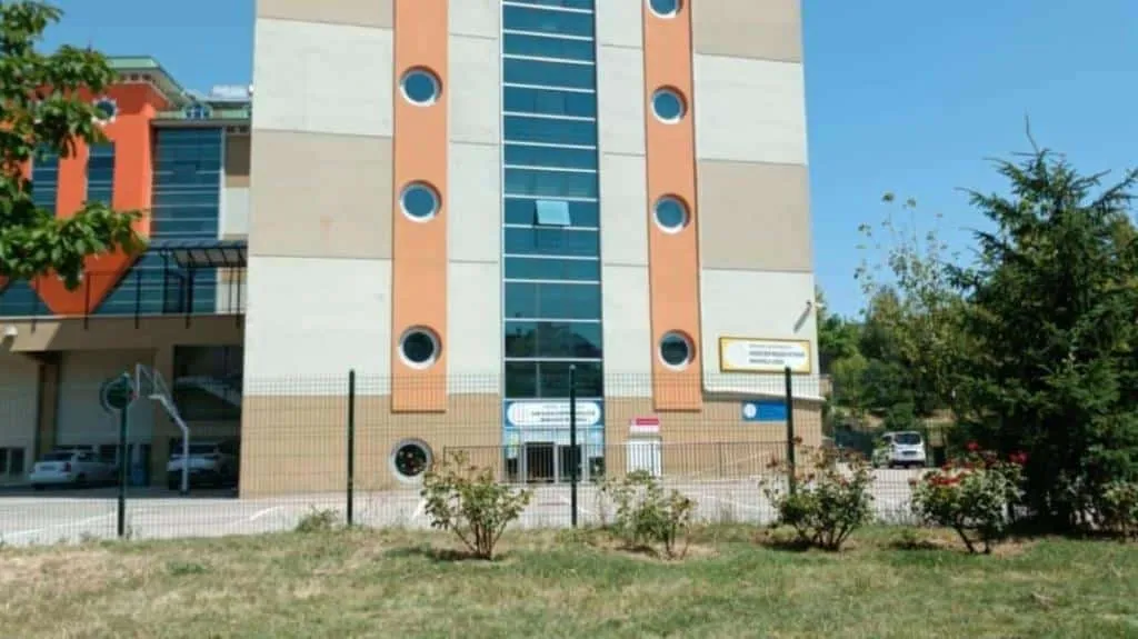 Kani Karaca Görme Engelliler Anadolu İmam Hatip Lisesi fotoğrafı