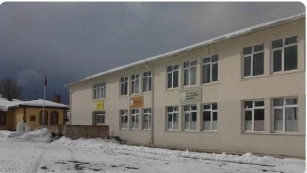 Şehit Bayram Özden Anadolu Lisesi fotoğrafı
