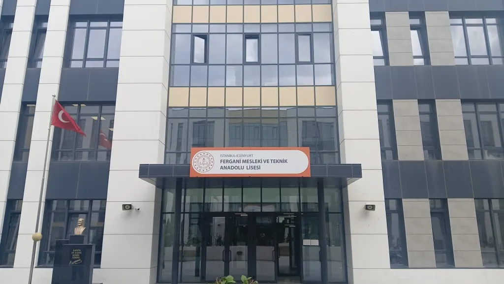 Esenyurt Fergani Mesleki Ve Teknik Anadolu Lisesi fotoğrafı