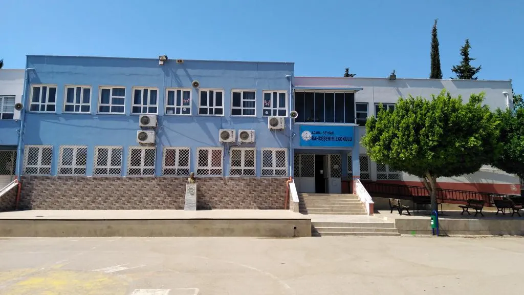 Bahçeşehir İlkokulu