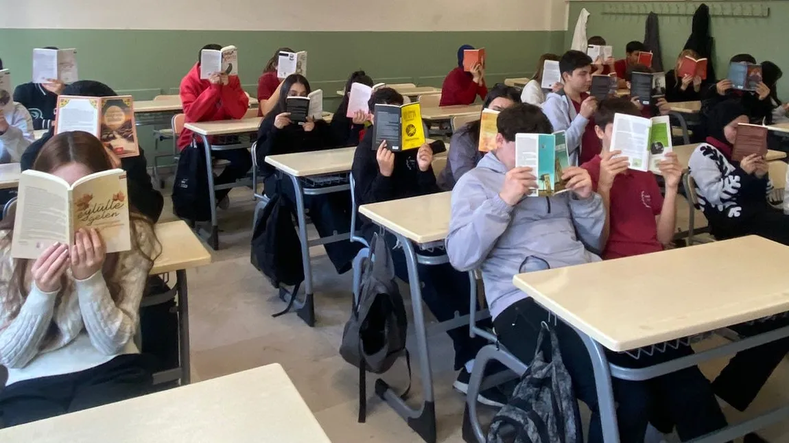 Yunus Emre Ticaret Mesleki Ve Teknik Anadolu Lisesi