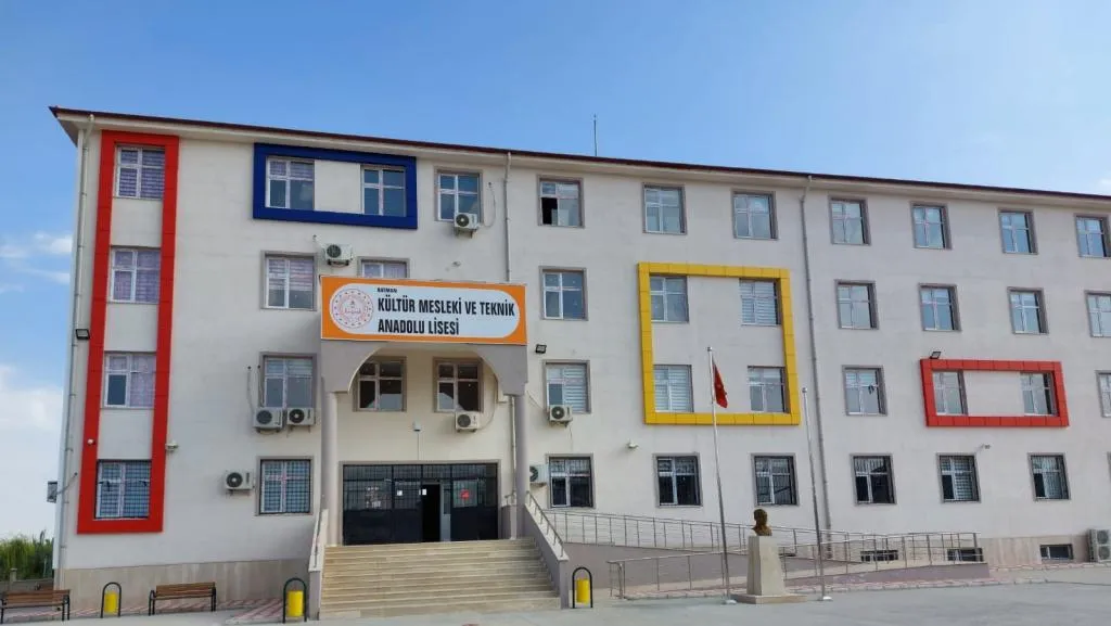 Kültür Kız Mesleki Ve Teknik Anadolu Lisesi fotoğrafı