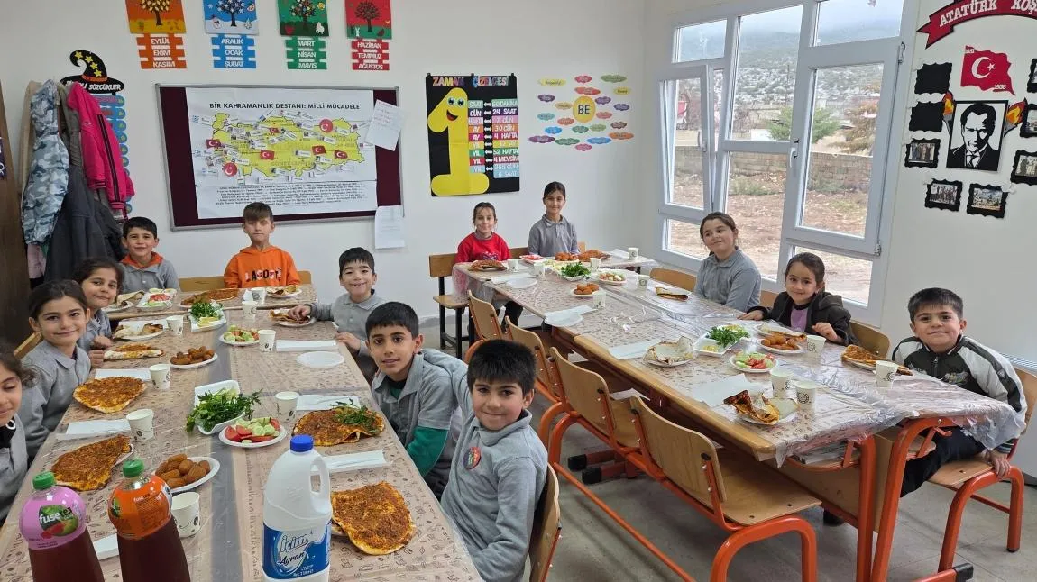Yukarısöğütlü İlkokulu fotoğrafı