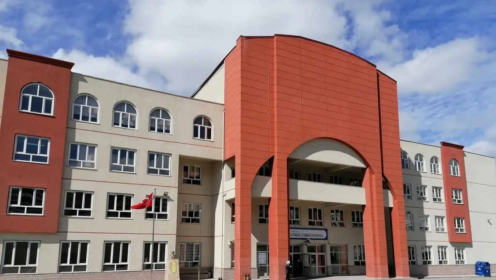 Altındağ 15 Temmuz Ortaokulu