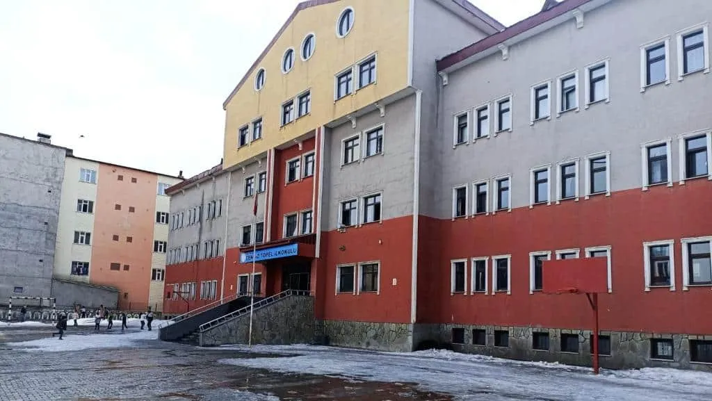 Cengiz Topel İlkokulu fotoğrafı