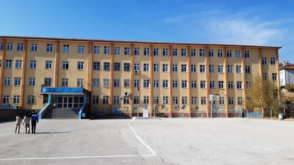 75. Yıl Ortaokulu fotoğrafı