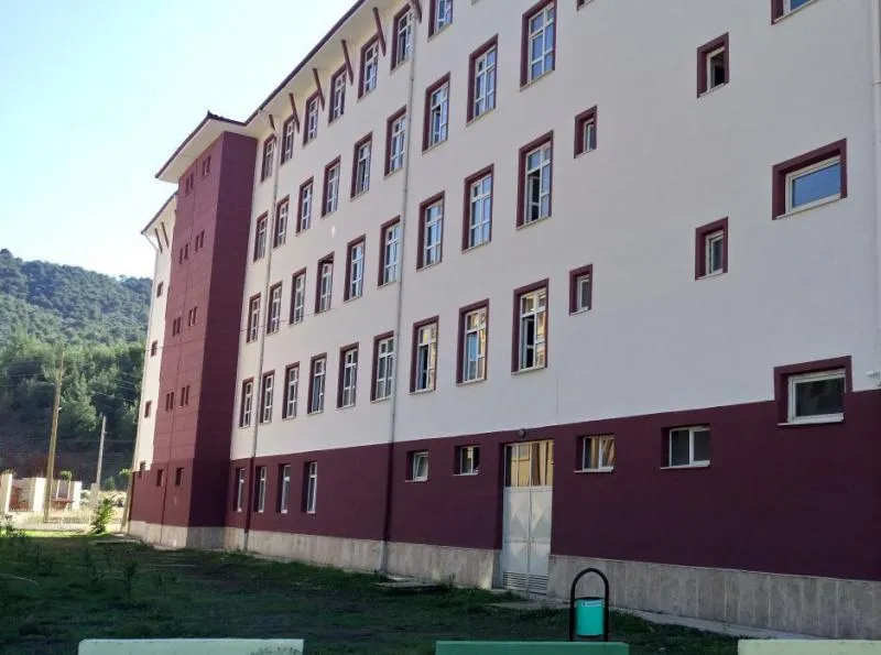 Şehit İdris Bolat Anadolu Lisesi fotoğrafı
