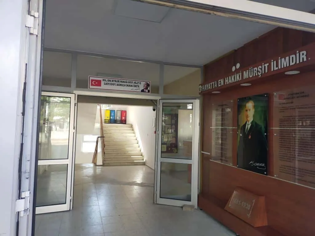 Prof. Dr. Nusret Fişek Mesleki Ve Teknik Anadolu Lisesi fotoğrafı