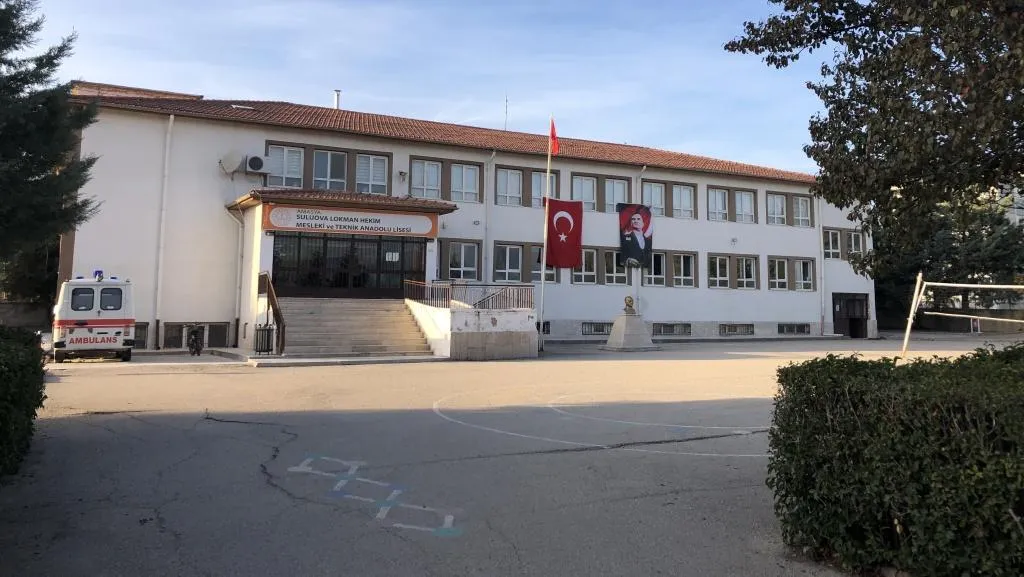 Suluova Lokman Hekim Mesleki Ve Teknik Anadolu Lisesi fotoğrafı