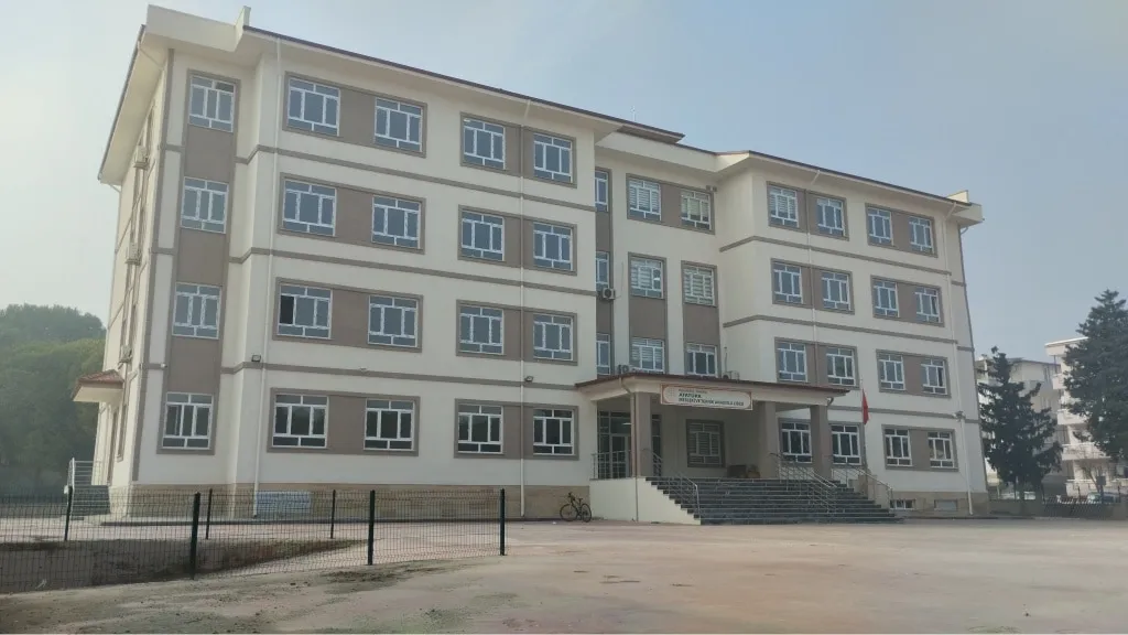 Atatürk Mesleki Ve Teknik Anadolu Lisesi fotoğrafı