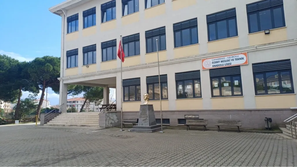 Ecebey Mesleki Ve Teknik Anadolu Lisesi fotoğrafı