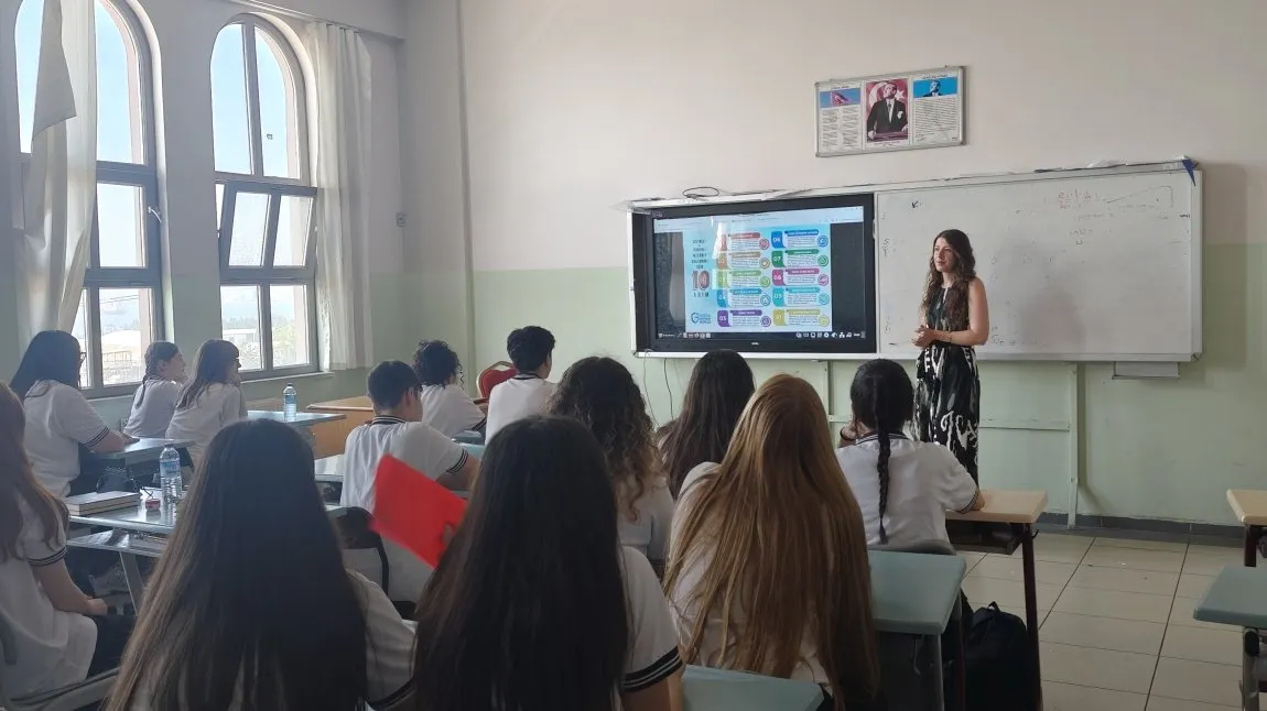 İzmit Lisesi fotoğrafı