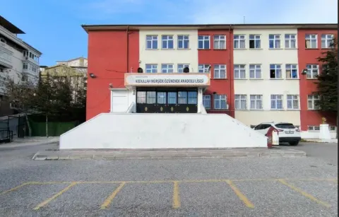 Abdullah Mürşide Özünenek Anadolu Lisesi fotoğrafı