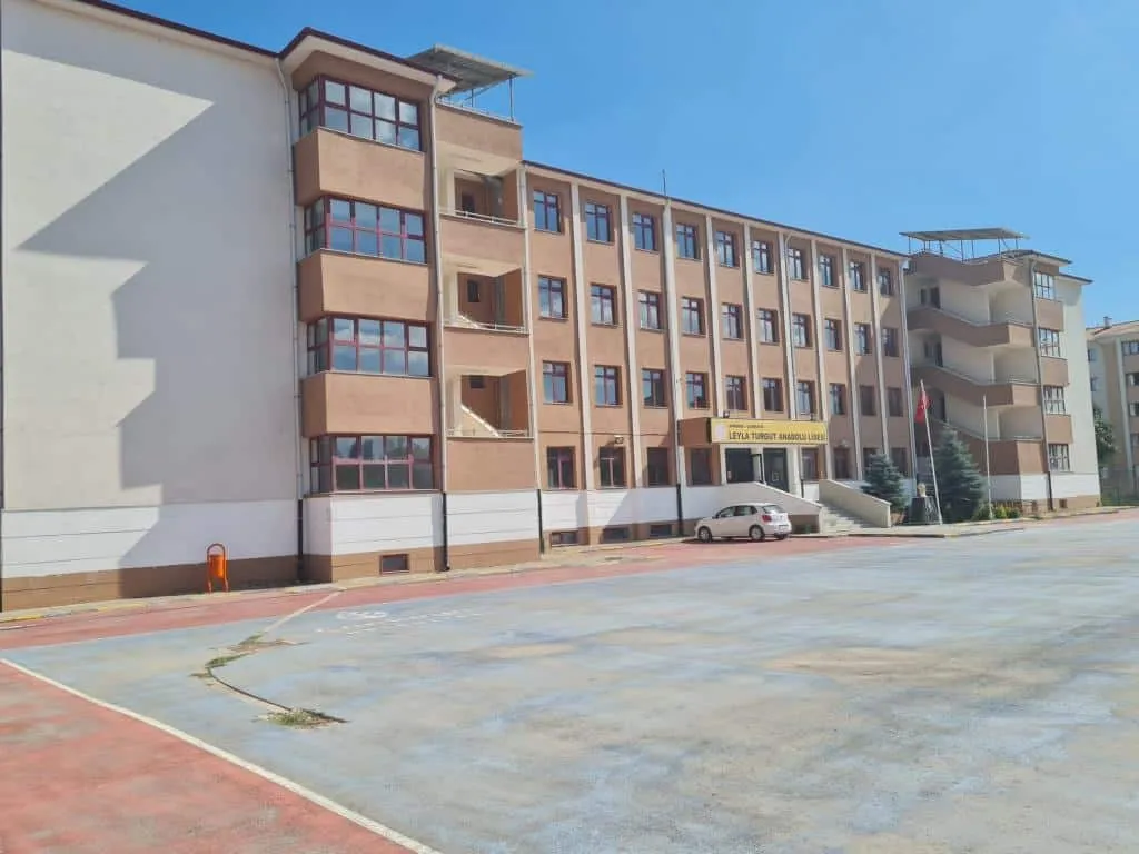Leyla Turgut Anadolu Lisesi