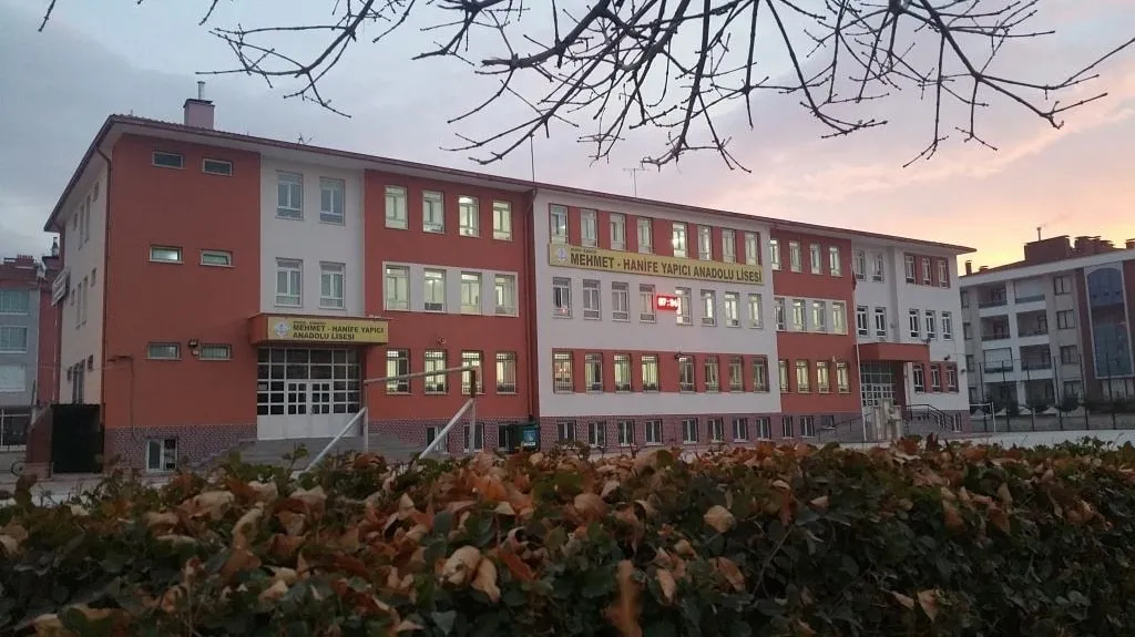 Mehmet-Hanife Yapıcı Anadolu Lisesi fotoğrafı