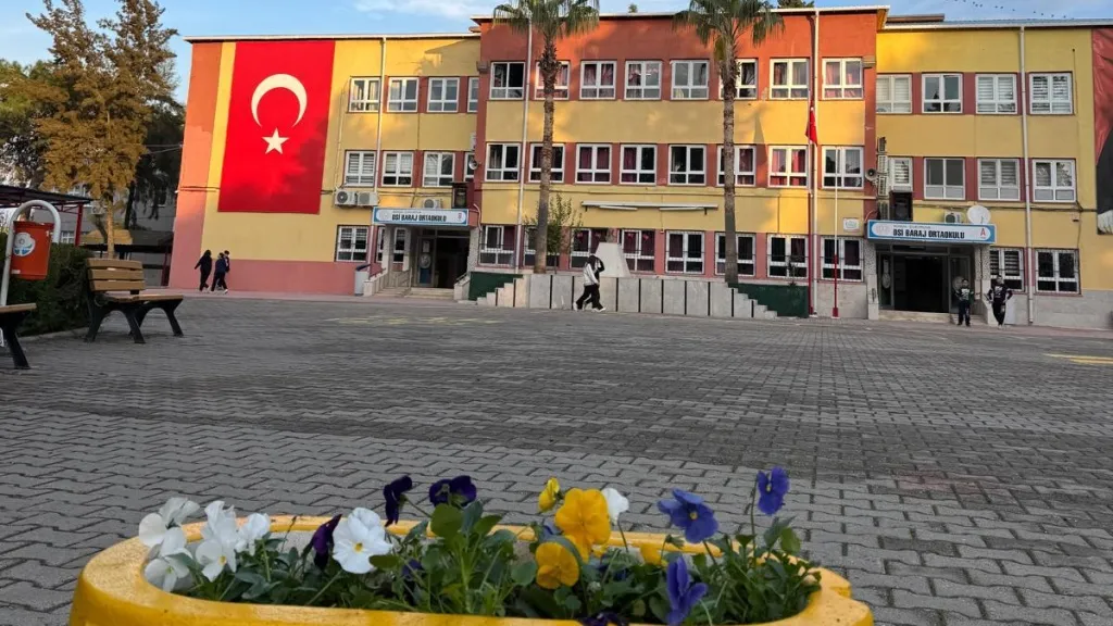 DSİ Baraj Ortaokulu