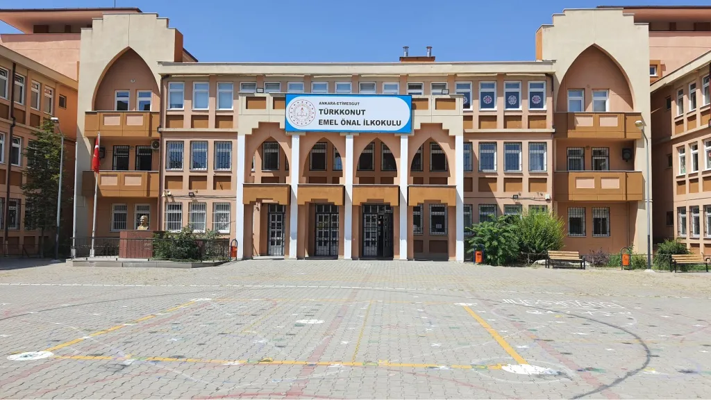 Türkkonut Emel Önal İlkokulu fotoğrafı