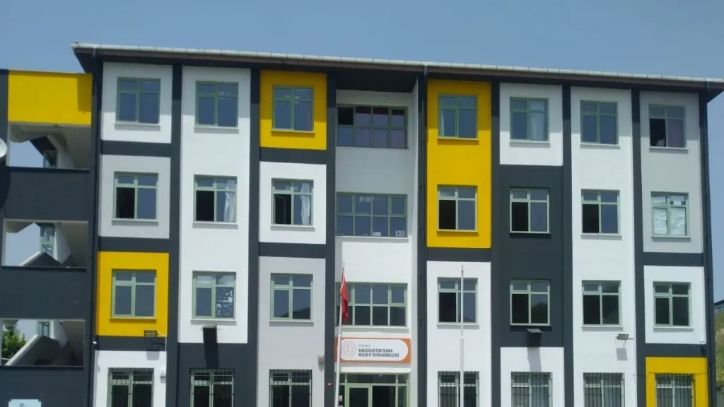 Bahçelievler Türk Telekom Mesleki Ve Teknik Anadolu Lisesi