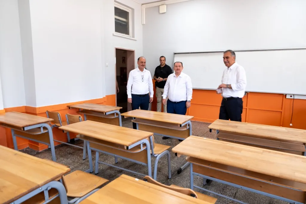 Antalya Mesleki Ve Teknik Anadolu Lisesi