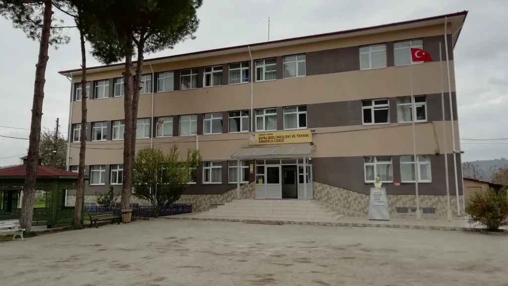 Bafra Dedeli Tarım Mesleki Ve Teknik Anadolu Lisesi fotoğrafı