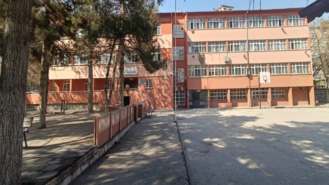 Fatih Anadolu Lisesi