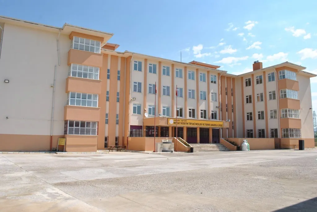 Nevzat Hüseyin Tiryaki Mesleki Ve Teknik Anadolu Lisesi fotoğrafı