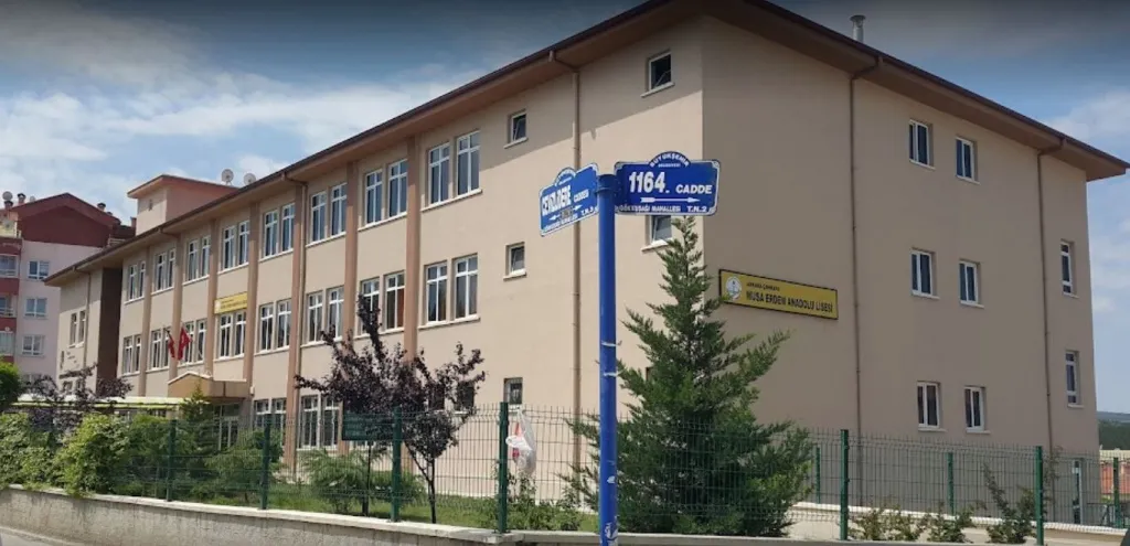 Musa Erdem Anadolu Lisesi