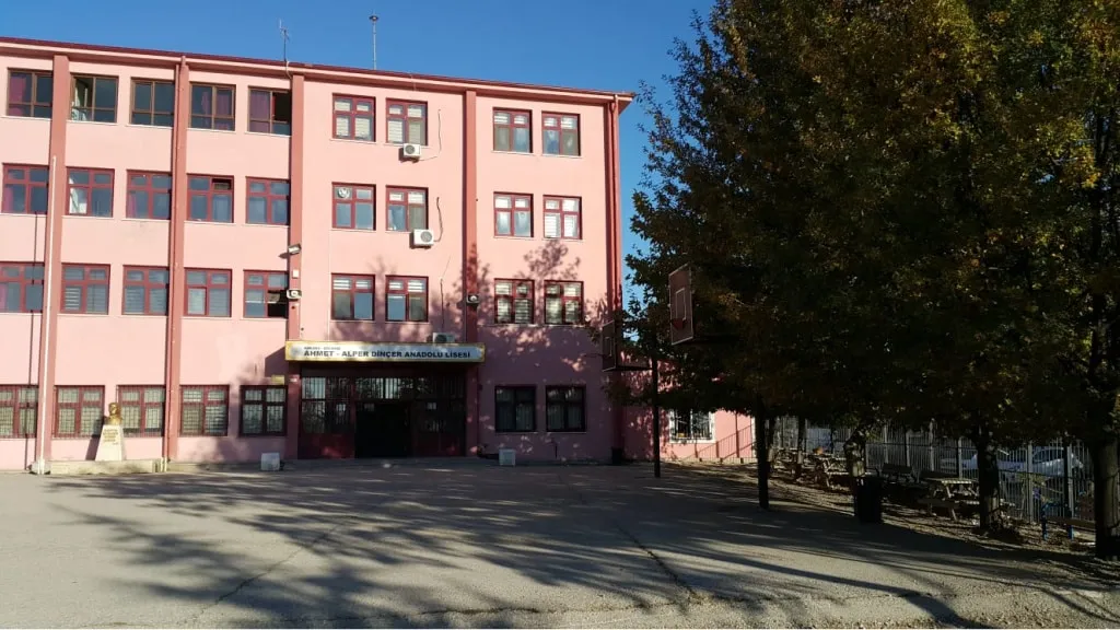 Ahmet Alper Dinçer Anadolu Lisesi fotoğrafı