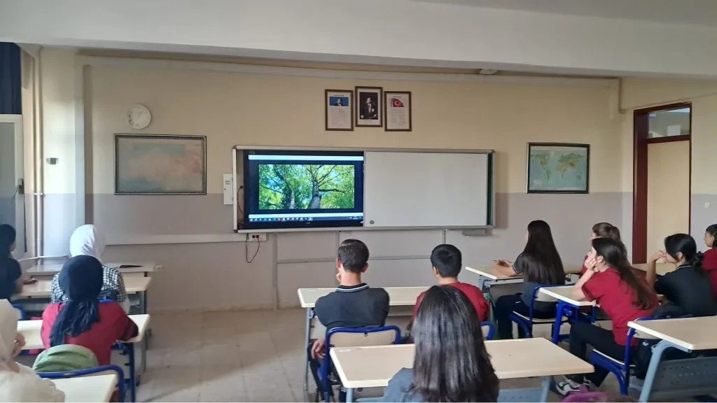 Şehit Hasan Özüberk Anadolu Lisesi fotoğrafı