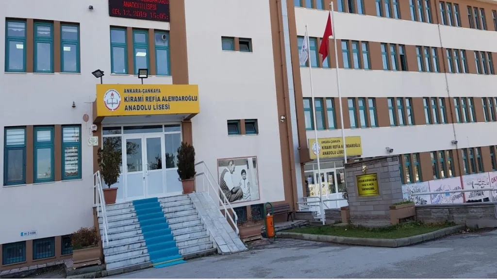 Kirami Refia Alemdaroğlu Anadolu Lisesi fotoğrafı