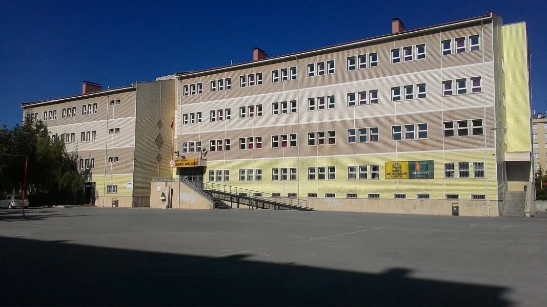 Cumhuriyet Anadolu Lisesi fotoğrafı