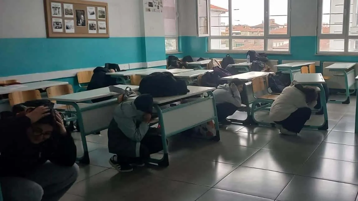 Bahçelievler Öğretmen Salim Akaydın Ortaokulu fotoğrafı
