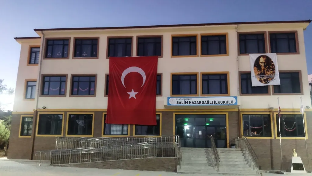 Salim Hazardağlı İlkokulu fotoğrafı