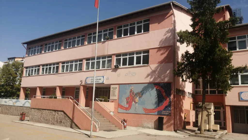 Evliya Çelebi Ortaokulu fotoğrafı